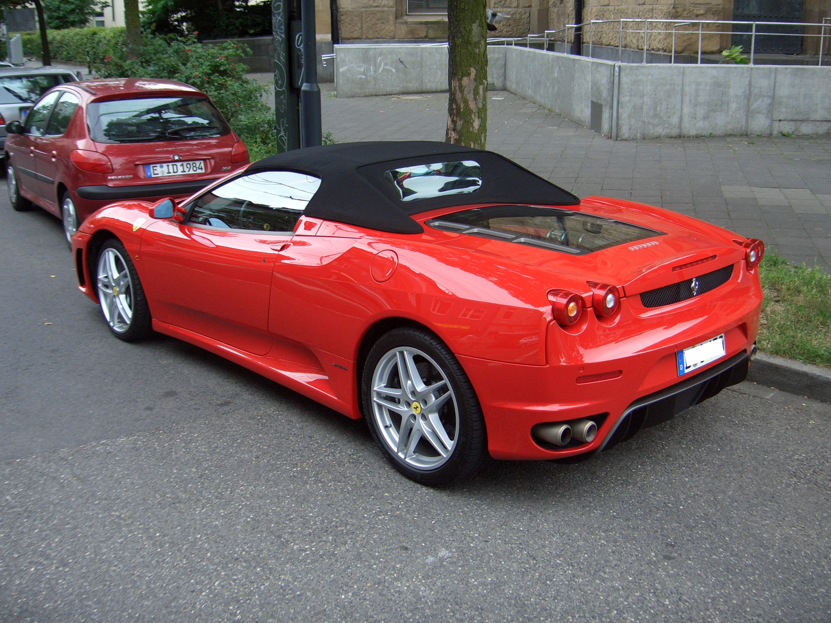 Ferrari F430 technical specifications and fuel economy